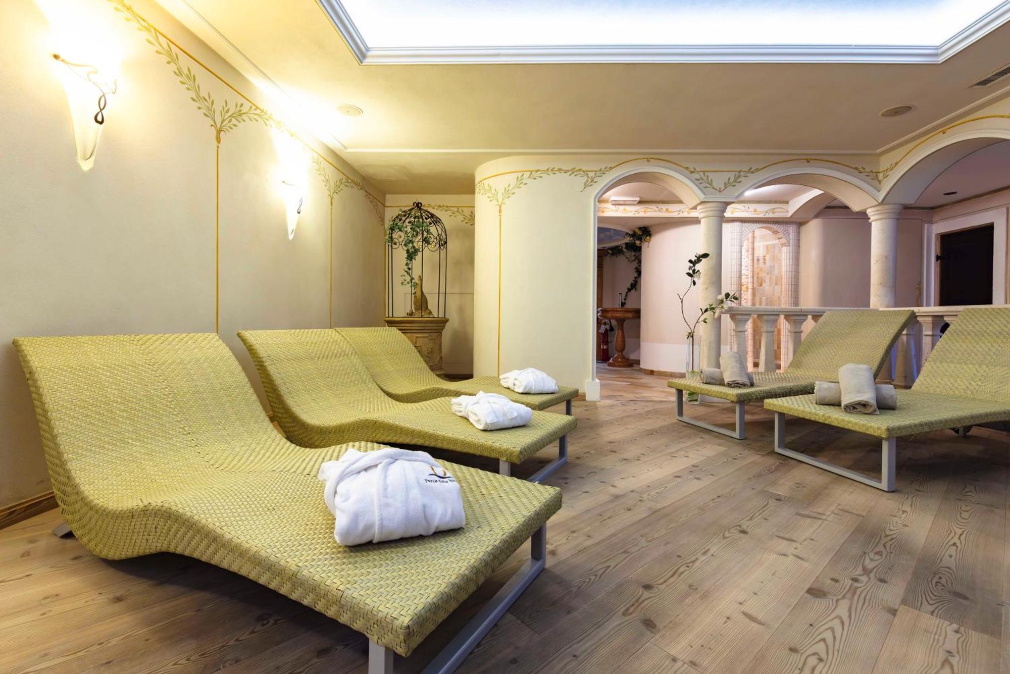 Hotel Domina Parco Dello Stelvio Cogolo Exterior foto